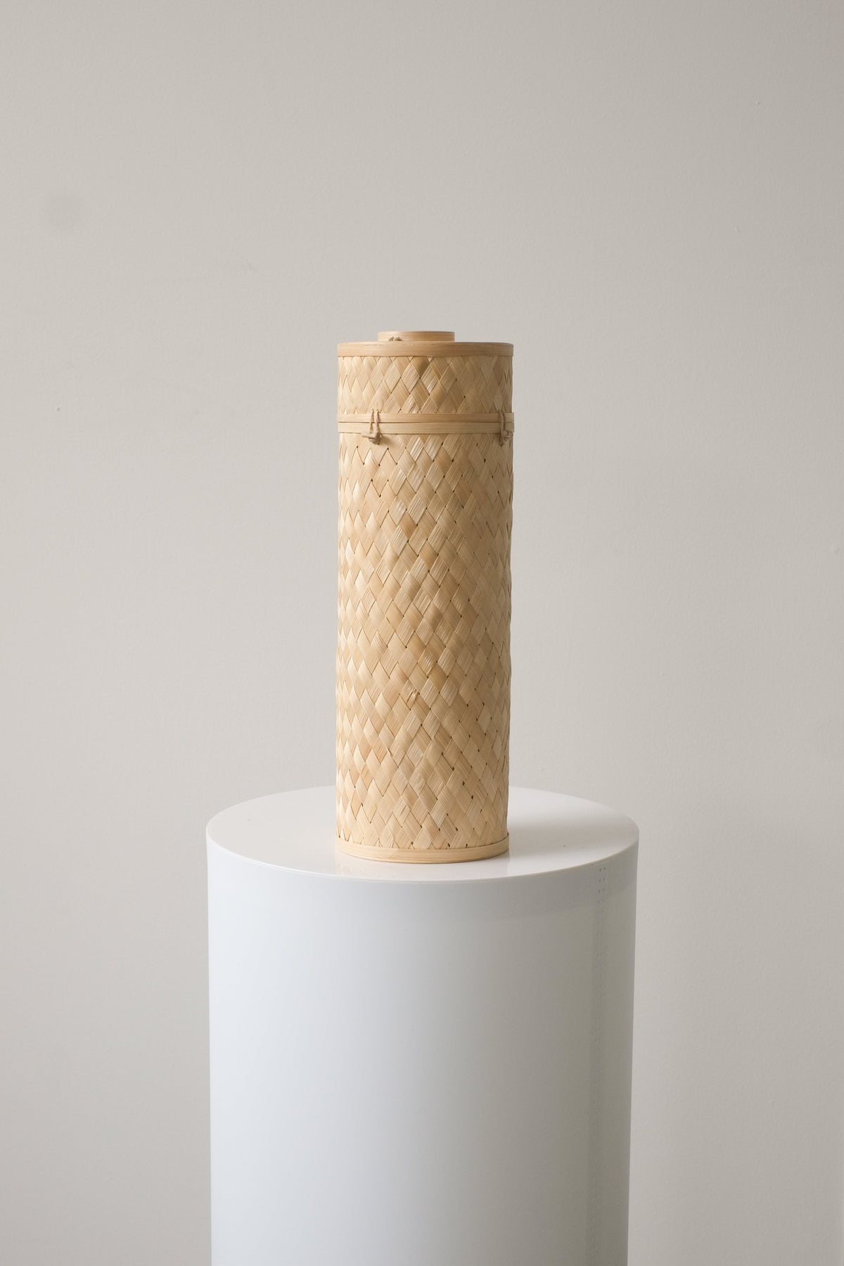Natural Bamboo Scatter Tube
