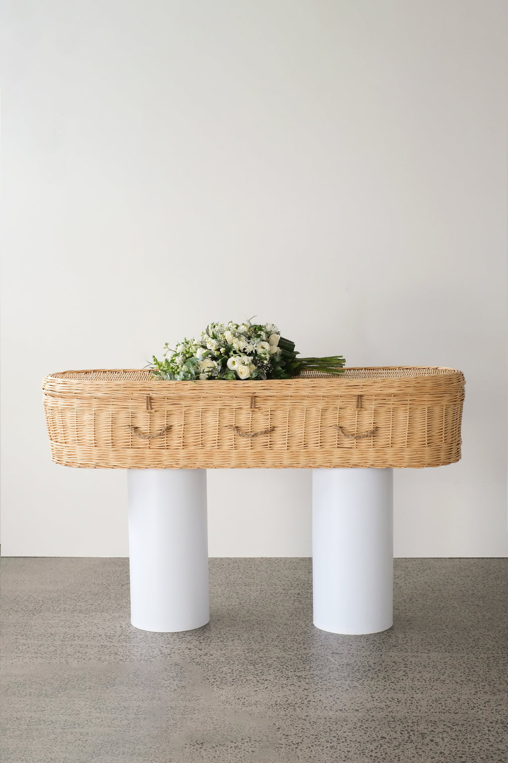 Gowell Eternity Willow Casket in Natural